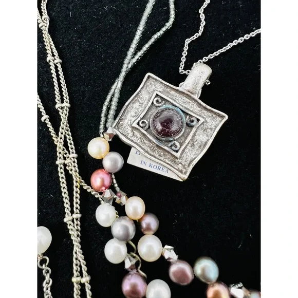 Lia Sophia Silver & Gold Tone Necklace, Bracelet & Earring Lot Of 35 - Picture 10 of 16